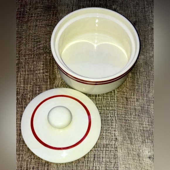 ASCOT WHITE Cookware SIENNA TG Green Church Chesley Ceramic Lidded Soufflé Dish - Picture 9 of 10